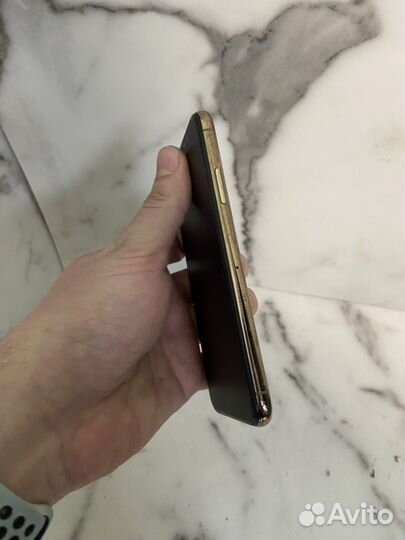 iPhone Xs, 256 ГБ
