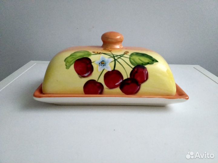 Маслёнка, сахарница