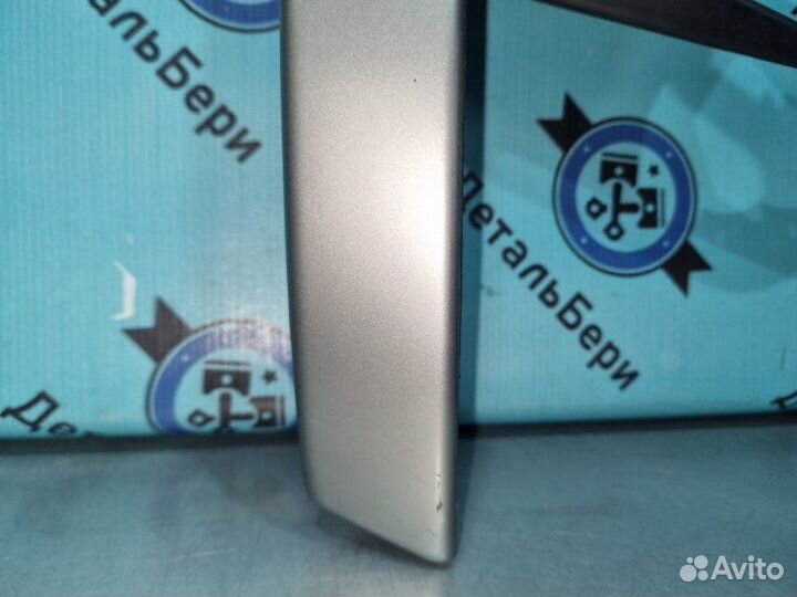 Накладка ручки двери (внутренняя) передняя правая