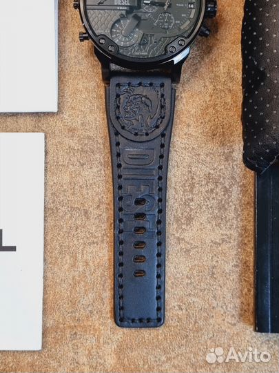 Часы Оригинальные новые diesel DZ7468 с ремешком