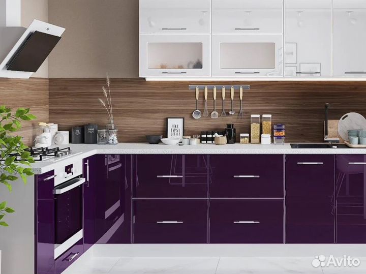 Кухня яркая в наличии