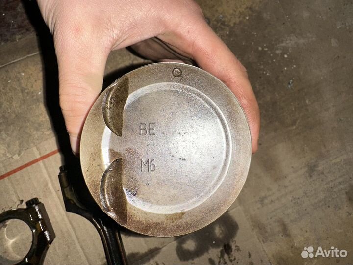 Поршня с шатунами на huynday solaris 1.6 g4fc