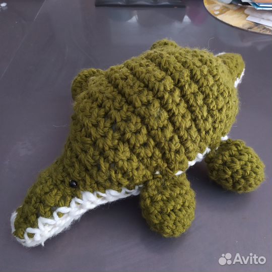 Крокодил вязаный новый