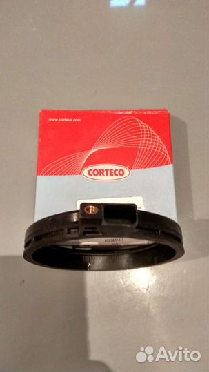 Сальник коленвала