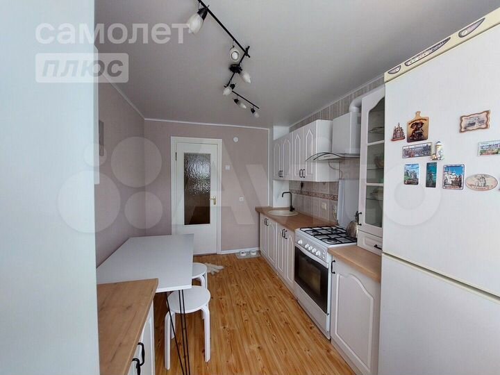 3-к. квартира, 66,7 м², 8/10 эт.