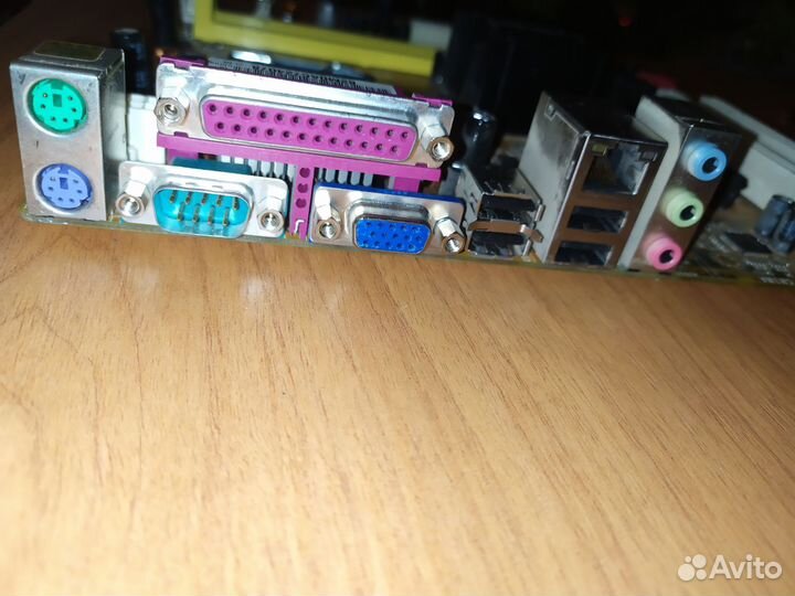 Материнская плата сокет 775