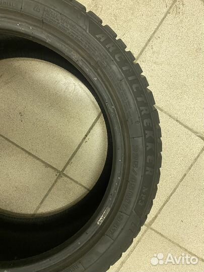 Maxxis ArcticTrekker NP3 225/45 R17 94T