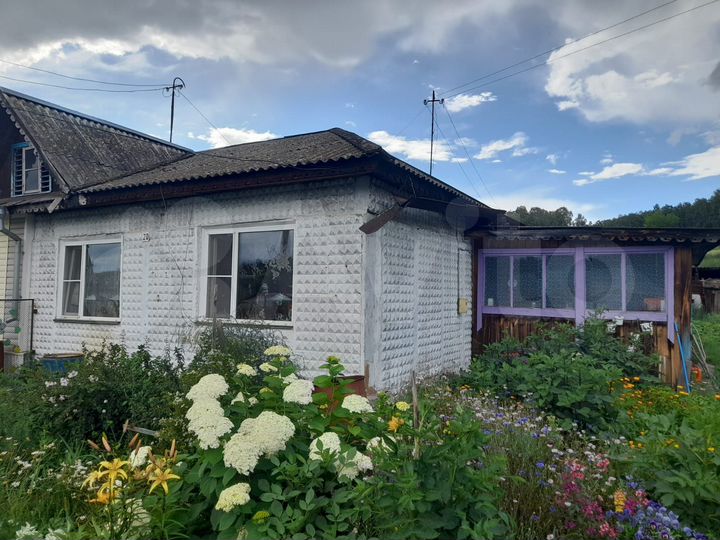 Дом 61 м² на участке 10 сот.