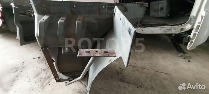 Ступеньки кабины правое DAF XF 105 2006 1656912