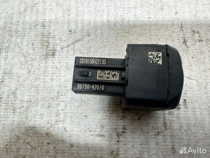 Камера передняя Toyota Rav4 40 2012-2019