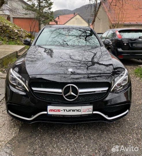 Бампер с решеткой C-class w205 стиль C63 AMG