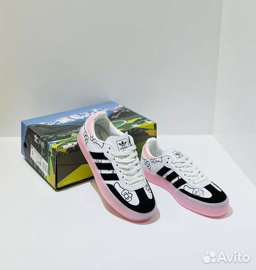 Кроссовки Adidas Samba Hello Kitty