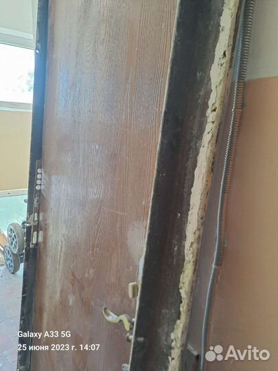 Входная стальная дверь