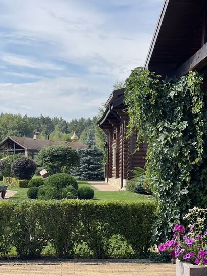 Дом 245 м² на участке 1,05 га