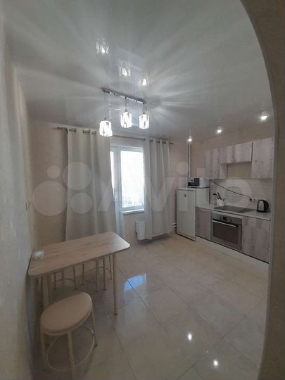 2-к. квартира, 64 м², 6/10 эт.