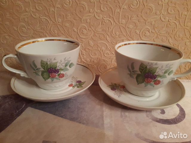 Чашка с блюдцем, большие Розетки