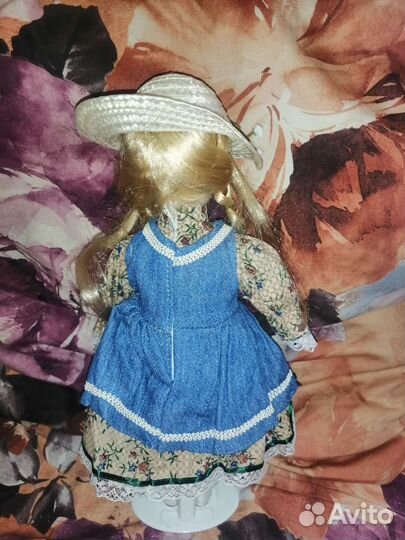 Кукла фарфоровая коллекционная