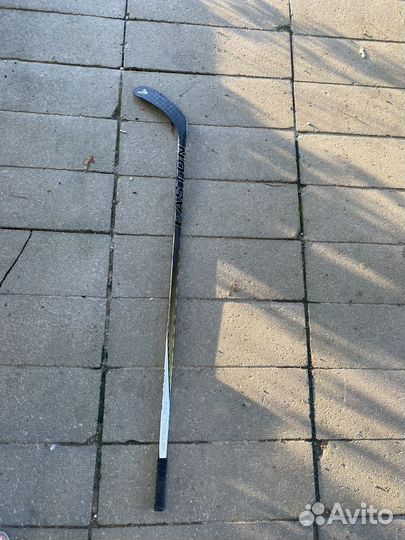 Клюшка хоккейная Easton правый хват взрослая