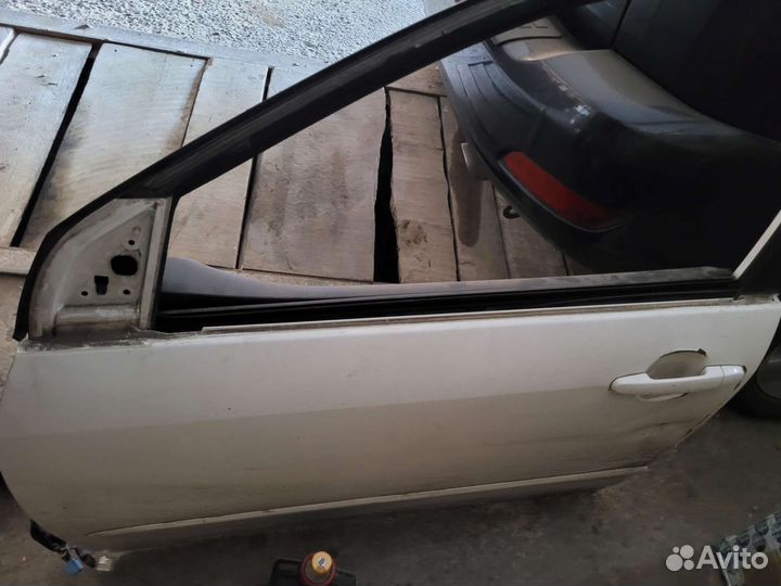 Дверь на 123 короллу