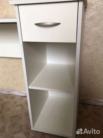 Компьютерный стол маленький