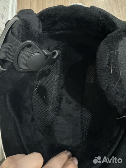 Горнолыжный шлем