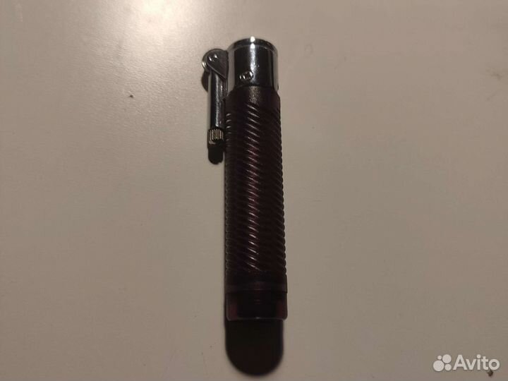 Зажигалка газовая