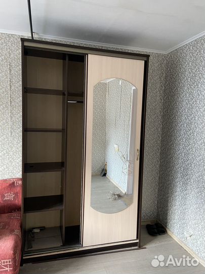 Шкаф купе с зеркалом в прихожую бу