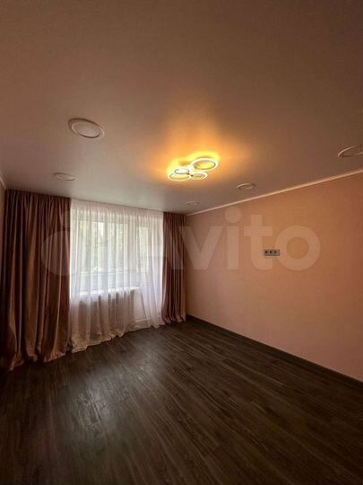 3-к. квартира, 65 м², 2/5 эт.