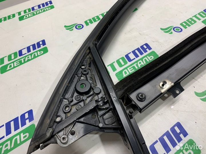 Рамка двери передняя левая Audi A6 C6 седан 2005