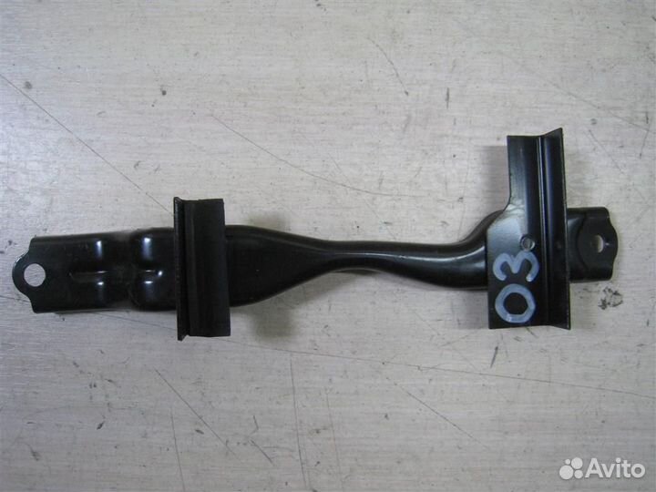 Крепление акб Toyota Verso R2 2015