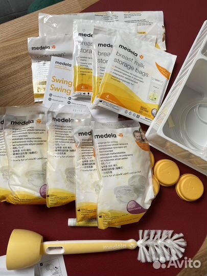 Молокоотсос Medela электрический набор