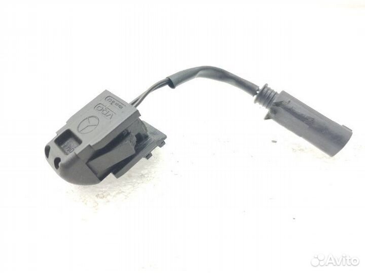 Форсунка стеклоомывателя Mercedes-Benz E-Class