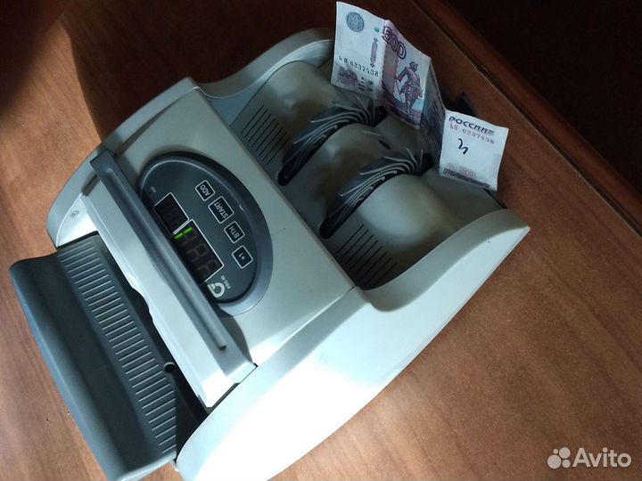 Счётчик банкнот pro 40 neo