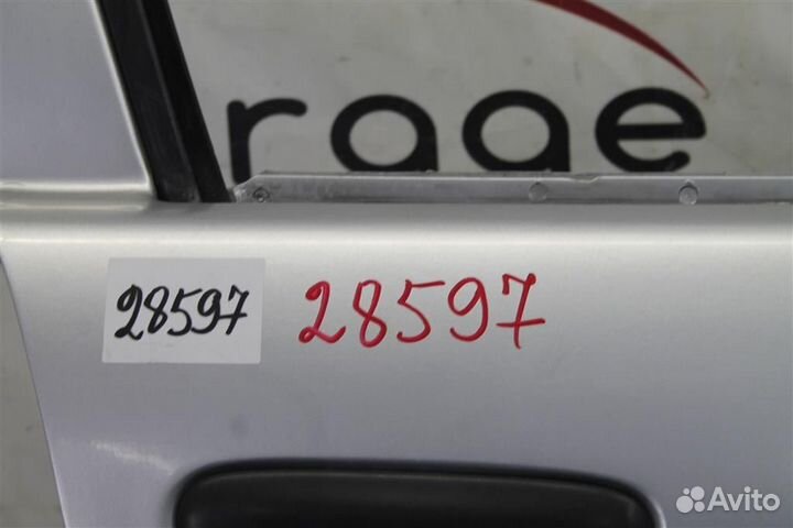 Дверь передняя правая Peugeot-Citroen Xsara Pica