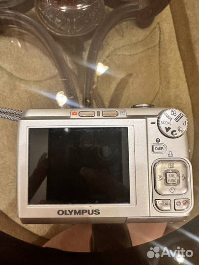 Компактный фотоаппарат olympus