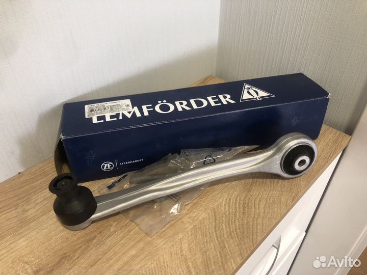 Рычаг передий верхний справа lemforder 3389702