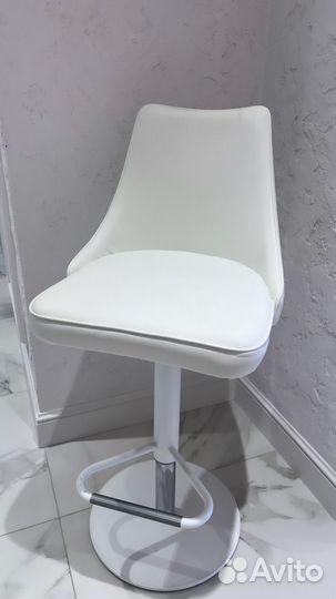 Барный стул кожа италия