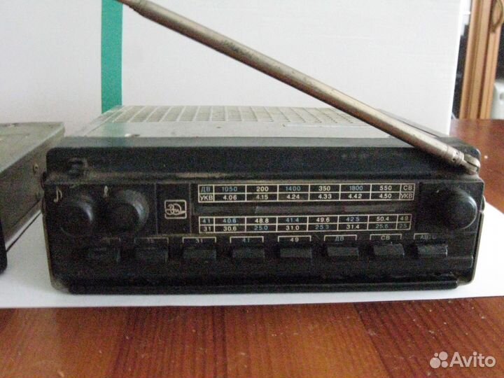 Ретро приёмник для авто
