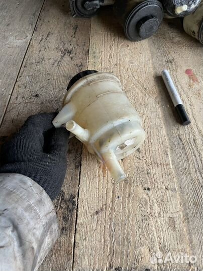 Бачок гура Chevrolet Lanos