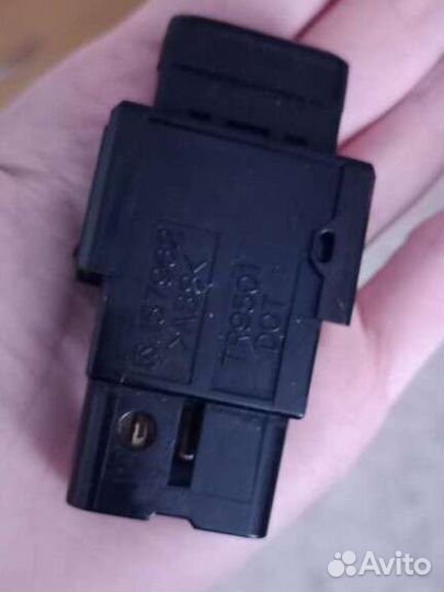 Кнопка аварийной сигнализации mark2/cresta 100