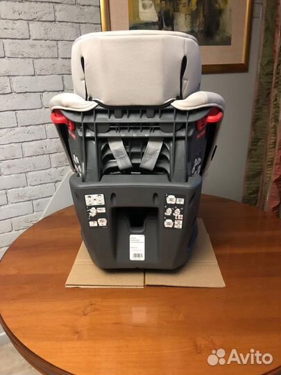 Автокресло Carmate swing moon