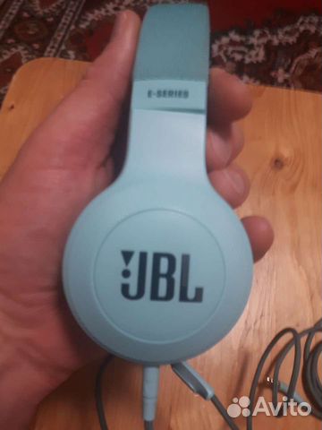 Наушники JBL