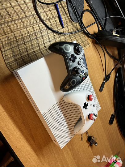 Xbox One S 1tb