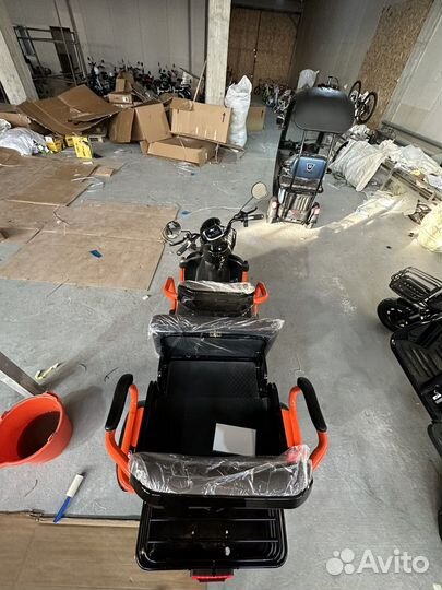 Электроскутер Green трицикл 3 местный 800W