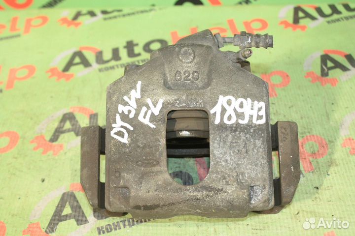 Суппорт тормозной mazda demio DY3W передний левый