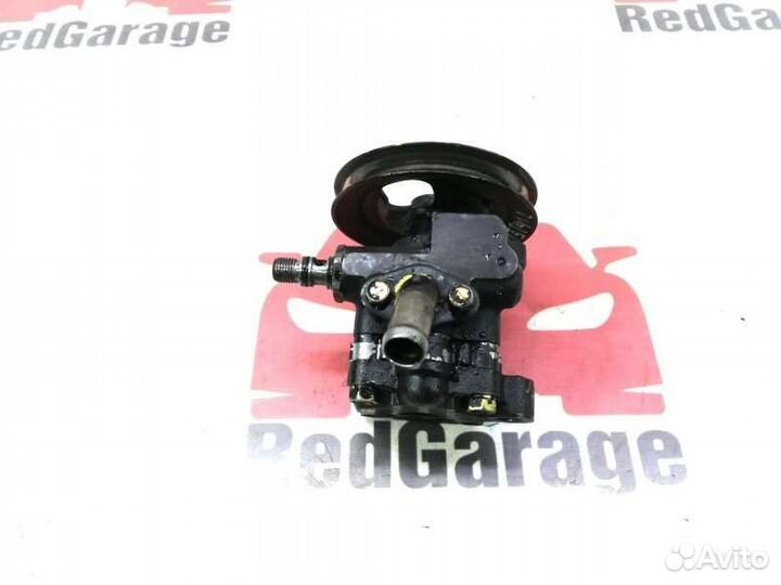 Насос гидроусилителя руля Mitsubishi Pajero V34