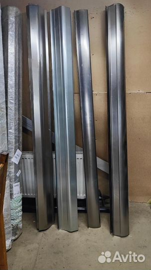 Порог правый Honda Civic 8 (4D)