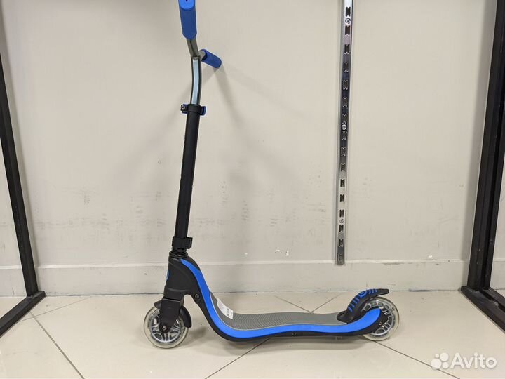 Детский самокат Globber синий 125 колесо