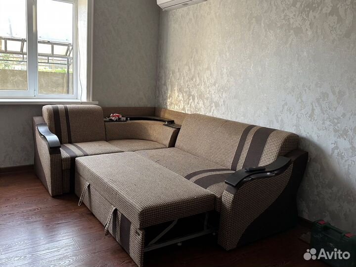 Диван угловой бу