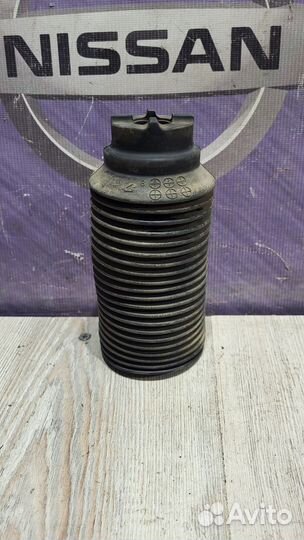 Пыльник стойки амортизатора Nissan teana J32 Лев